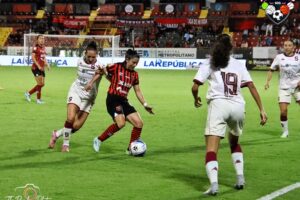 Saprissa VS Alajuelense clásico femenino por boleta a competencia internacional.