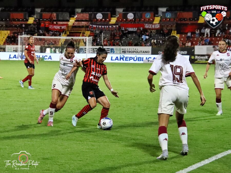 Saprissa VS Alajuelense clásico femenino por boleta a competencia internacional.