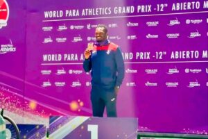 Sherman Güity iguala el record mundial en los 100 metros planos.