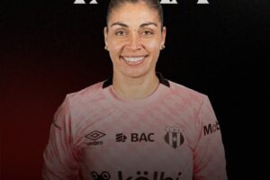 LDA Femenino incorpora a Priscilla Tapia como arquera.