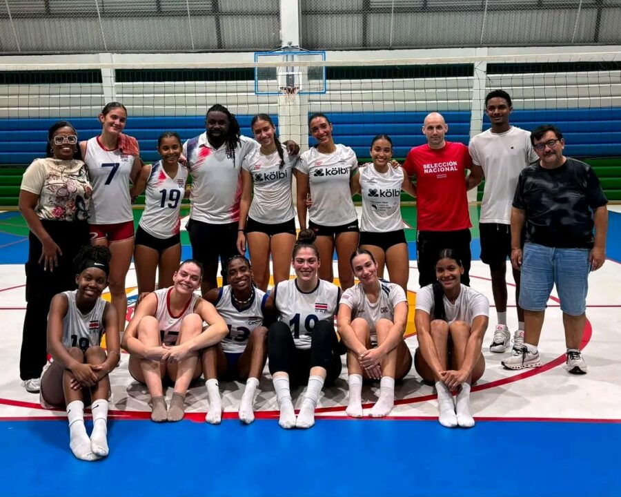 Crecimiento del Voleibol en Costa Rica: Entrenamiento en Limón