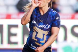 Priscila Chinchilla se estrena como golpeadora con Pumas Femenil!