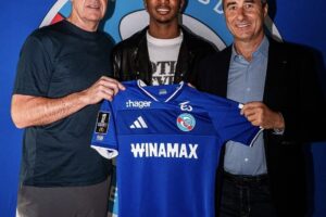 ¡OFICIAL! Jeyland Mitchell es nuevo jugador del Racing Club de Estrasburgo Alsace!