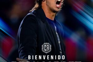 ¡CAMBIO EN EL BANQUILLO DE LA SELE! BRYAN RUIZ REGRESA Y ASUME EL MANDO